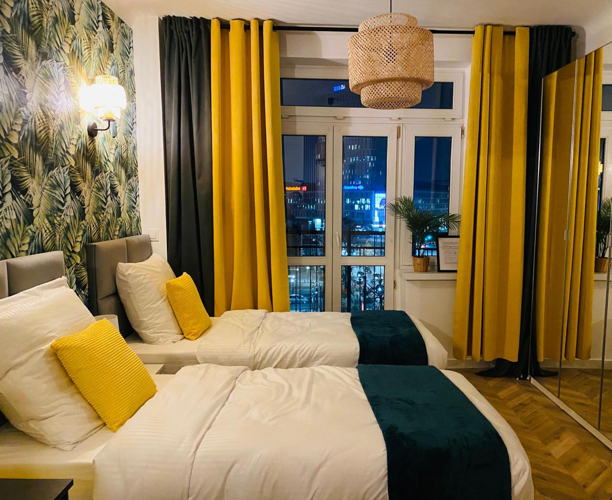 Olivia Apartments - Sloneczny Apartament W Centrum Warszawy, Plac Unii Lubelskiej, Lazienki Krolewskie, Pole Mokotowskie Варшава Экстерьер фото